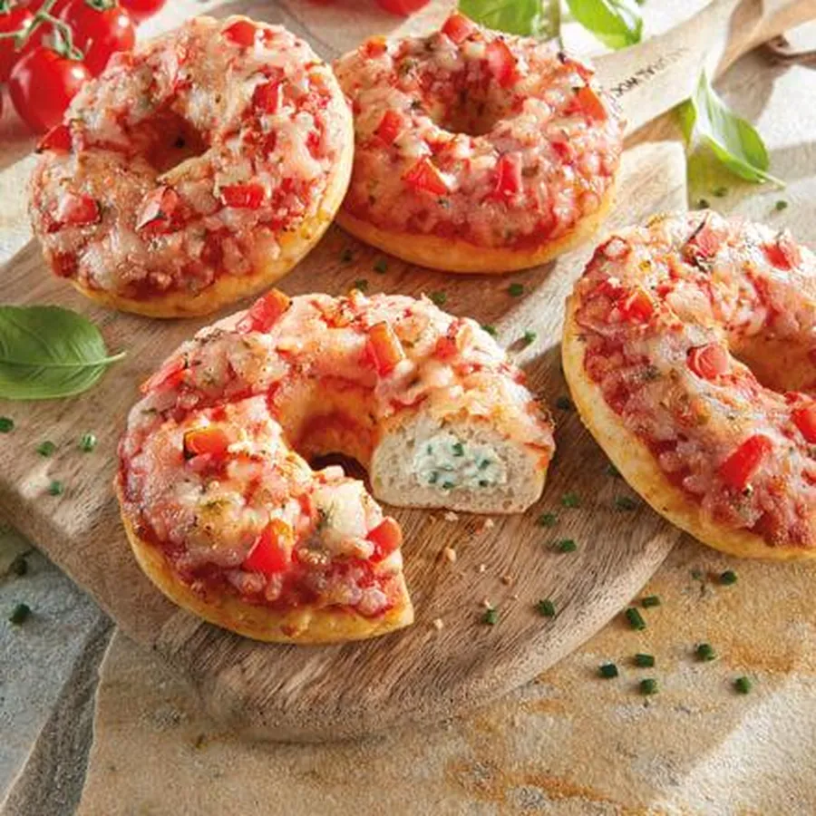Pizza Donut Tomate Basilikum